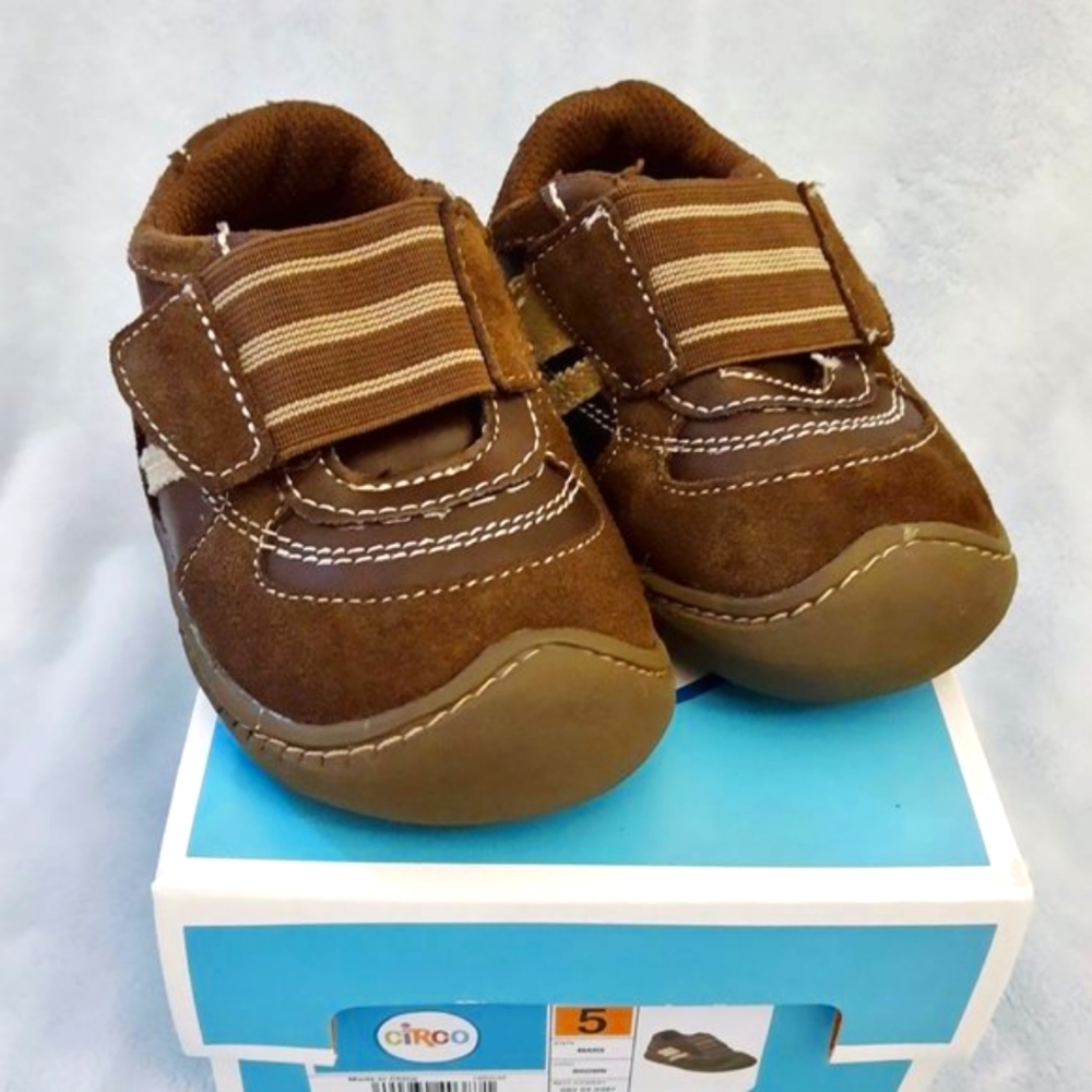 Little Boys Circo Sneakers Suede Uppers Baby Toddler 5M